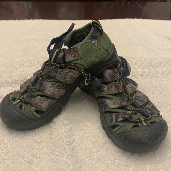 Keen Adjustable Sandals (Kids 2) - Picture 1 of 4